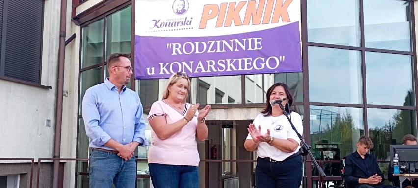 Piknik „Rodzinnie u Konarskiego” w Zespole Szkół numer 1 w Jędrzejowie. Była dobra muzyka, zabawa i jedzenie. Zobaczcie zdjęcia