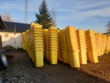 W gminie Szadek mają nowe kontenery na odpady dla mieszkańców ZDJĘCIA