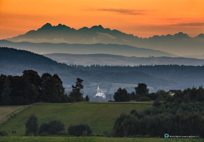 Ta panorama Tatr została uwieczniona w Tarnowie.