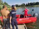 Bezpieczeństwo kąpiących się i pływających strzeżone przez łączone patrole policjantów, strażaków i  ratowników