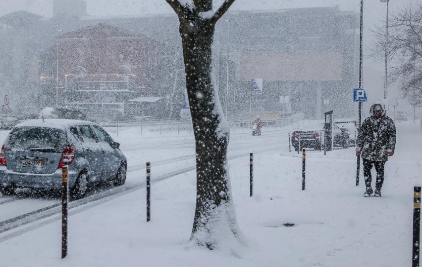 Instytut Meteorologii Gospodarki Wodnej wydał szereg...