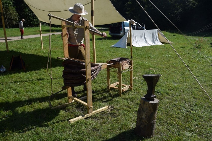 Rekonstrukcja historyczna w Wejherowie. W Parku Miejskim kręcono sceny do rekonstrukcji