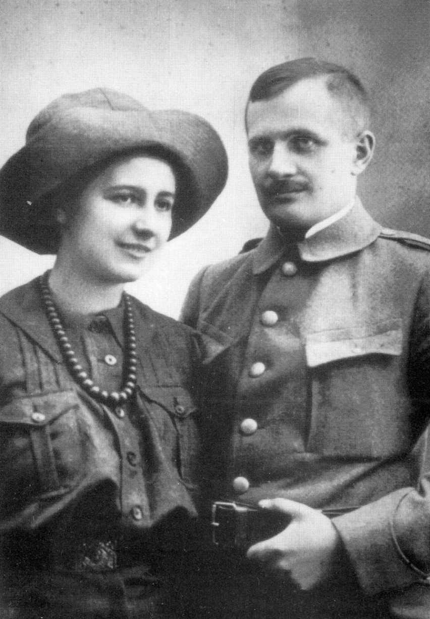 Olga i Andrzej Małkowscy, zdjęcie ślubne.