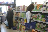 Jak zaoszczędzić w czasach inflacji? Tu zrobisz tanio zakupy. Promocje w sklepach Biedronka, Lidl, Kaufland, Aldi, Netto, Auchan LIPIEC 2022