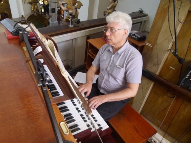 We wtorek, 5 lipca w Łowiczu wystąpi m. in. organista Wiktor Łyjak, będący dyrektorem artystycznym lipcowo-sierpniowego festiwalu