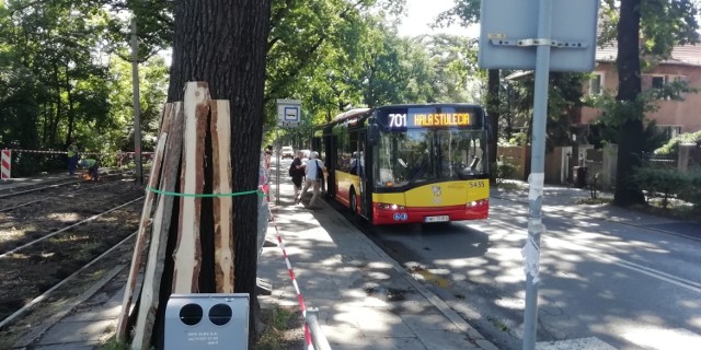 Przebudowa torowiska tramwajowego MPK na Biskupinie we Wrocławiu.