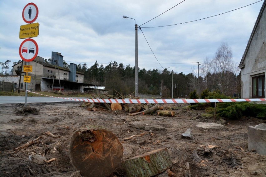 Rozpoczęły się pierwsze prace nad rozbudową DK 25 w...