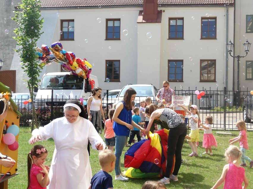 Katolickie Niepubliczne Przedszkole Sióstr Dominikanek w...