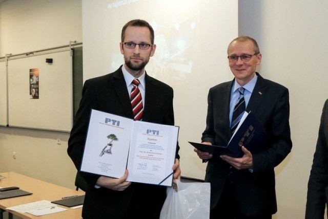 Na zdjęciu Marek Kamiński - został laureatem 36. Ogólnopolskiego Konkursu PTI na najlepsze prace magisterskie z informatyki