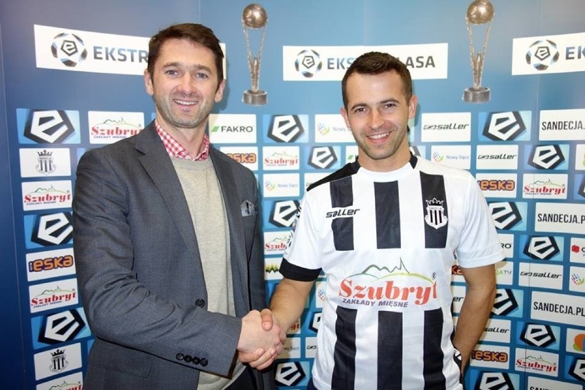 Sowsić występował w barwach Sandecji, gdy ta rywalizowała w...