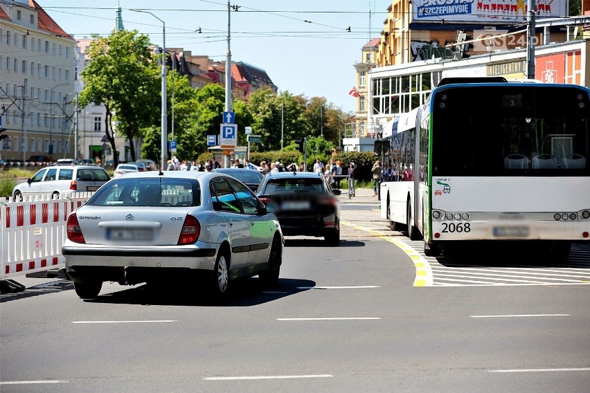 Będą zmiany w tymczasowej organizacji ruchu na placu Rodła? Policja i radni mają uwagi