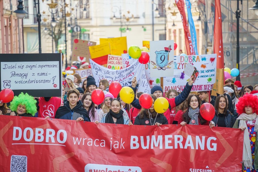 Około 200. uczniów ze szkół z terenu Nowego Sącza przeszło...