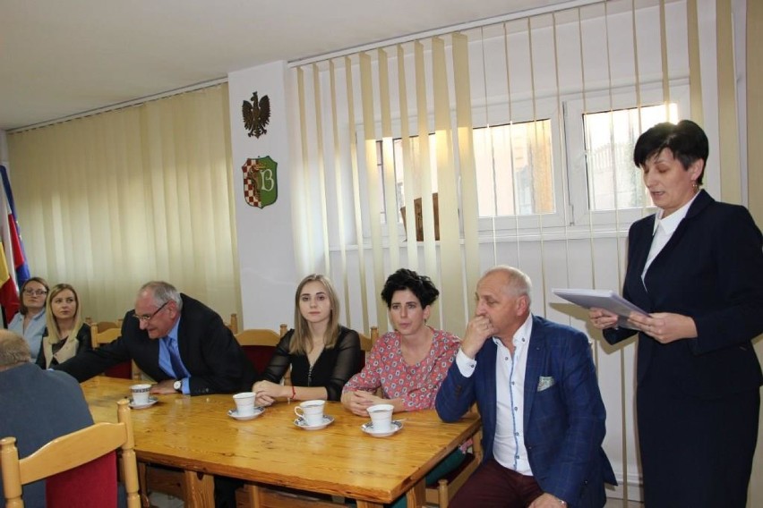 Zaświadczenia dla wójta i radnych w Blizanowie
