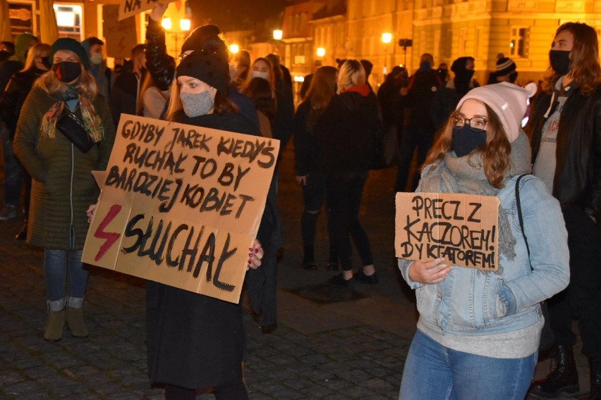 Gniezno: Protest kobiet [31.10.2020]