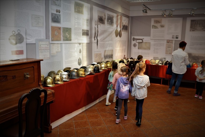 Strażackie wystawy w Muzeum Regionalnym w Pleszewie robią prawdziwą furorę