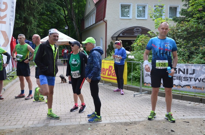 Maraton Natura w Leśniej Dolinie. Na starcie stanęło blisko 300 osób. Zdjęcia