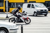 "Statystycznie w tym roku w Warszawie zginie jeszcze sześciu motocyklistów". ZDM publikuje raport dotyczący wypadków