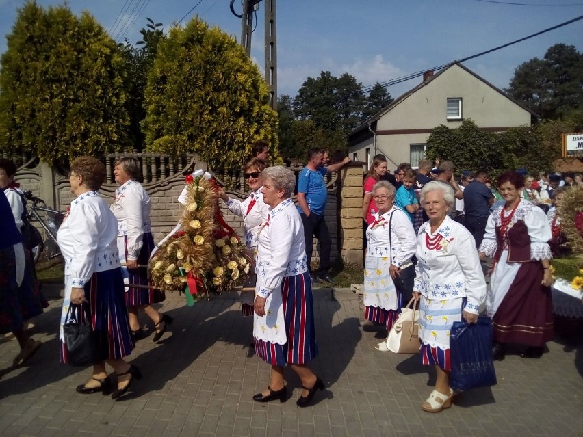 Gminne Dożynki w Cynkowie. Tak świętowali rolnicy z gminy Koziegłowy [ZDJĘCIA]