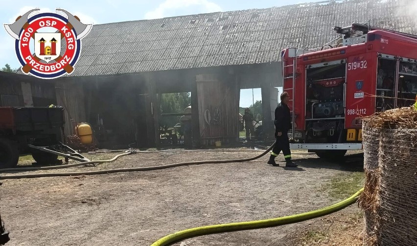 Gmina Wielgomłyny. Pożar stodoły w Trzebcach, 37 tysięcy złotych strat