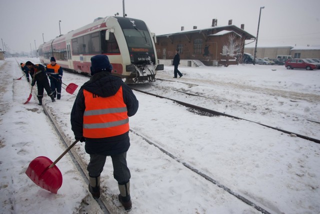 29 grudnia 2010 roku uroczyście otwarto kolejny raz linię kolejową Wągrowiec-Rogoźno. Aktualnie jednak nie kursują tu pociągi. Czy dojdzie do kolejnego remontu, a w efekcie przywrócenia połączeń?