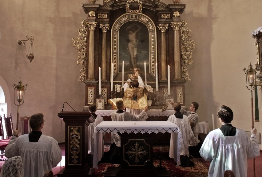 Cennym doświadczeniem może być udział w mszy świętej...