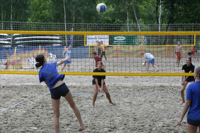 Jedną z atrakcji miasta są boiska do siatkówki plażowej w Centrum Sportów Letnich na Zielonej