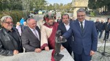 Zetesemiusz to 66. dziecko Bachusa. Nowa figurka została odsłonięta na placu Bohaterów w Zielonej Górze 