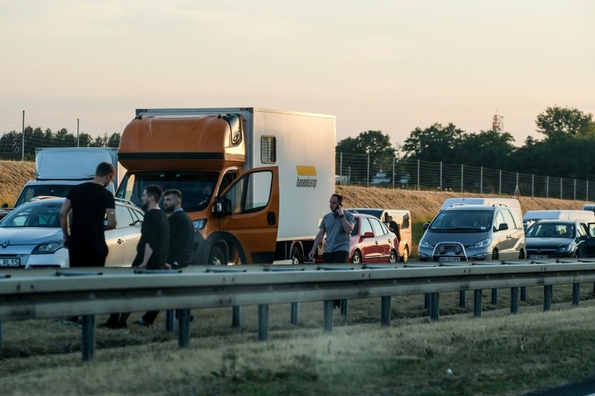 Wypadek na A2: Autostrada zablokowana na trasie Poznań -...