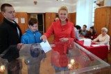 Wybory w Piotrkowie. Tak głosowali kandydaci na prezydenta miasta: Krzysztof Chojniak i Marlena Wężyk-Głowacka