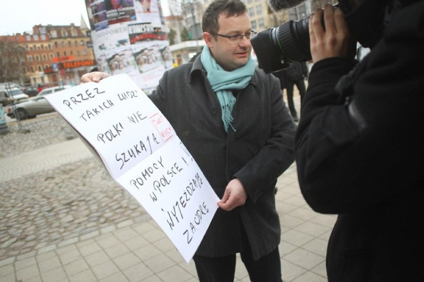 "Stop aborcji" - pikieta na ul. Półwiejskiej