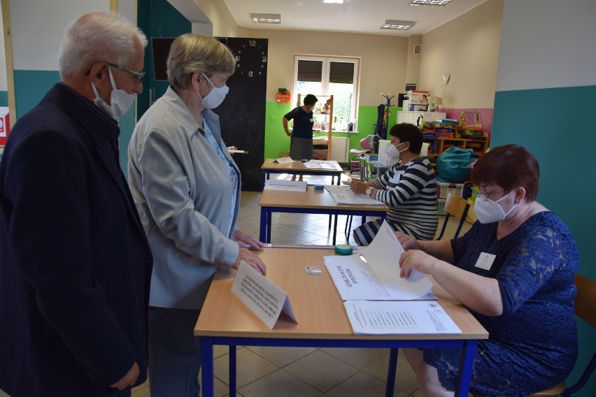 Frekwencja wyborcza w gminie Borne Sulinowo w południe [II tura]
