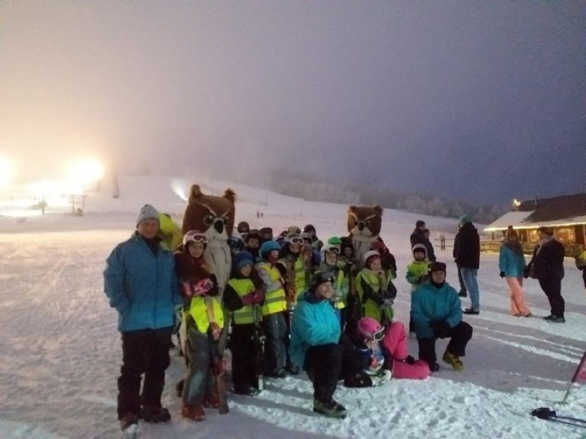 W gminie Walim uczą jazdy na nartach (zajęcia w Rzeczce)