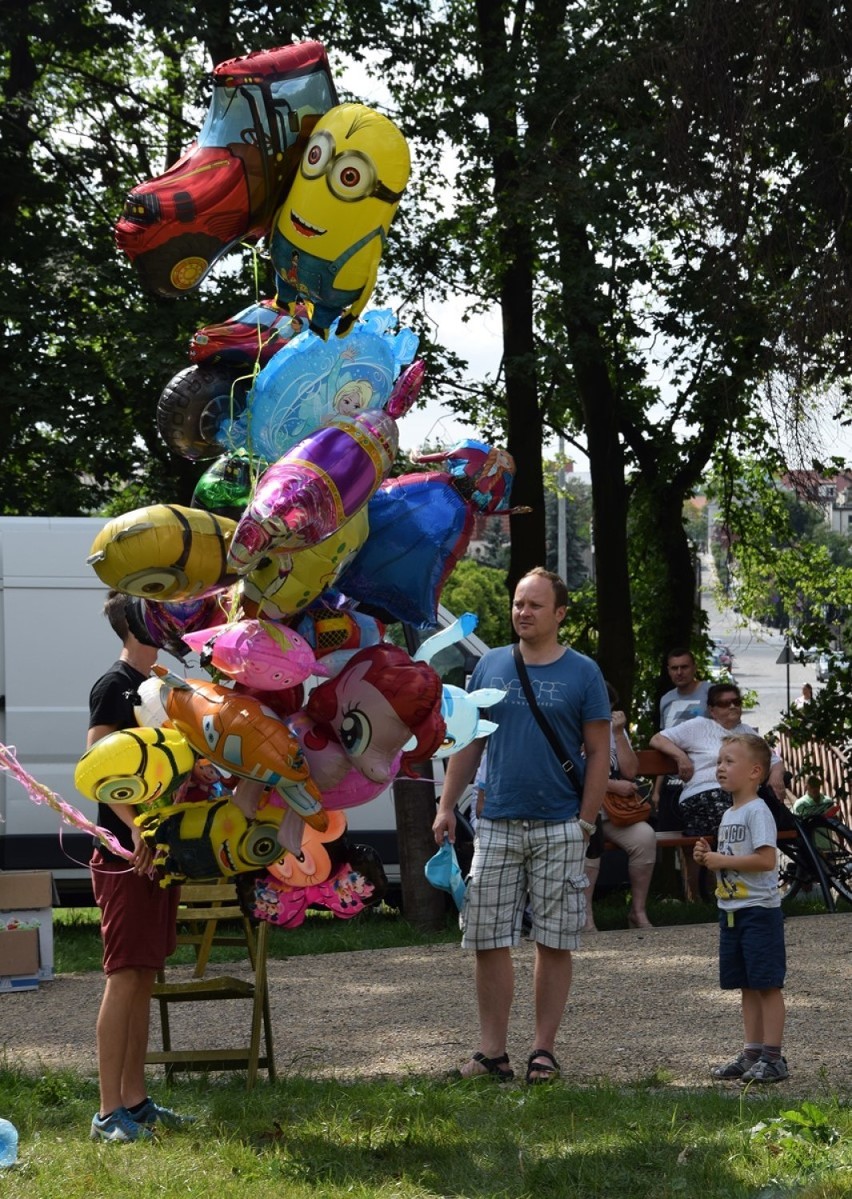 Piknik na Wzgórzu Zamkowym w Sieradzu. Kolejne rodzinne spotkanie z okazji 880-lecia miasta