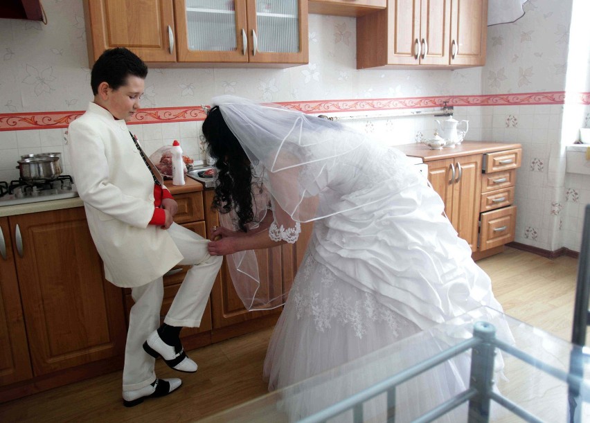 Ruda Śląska: Romowie wiedzą, jak się bawić, czyli wielkie wesele [ZDJĘCIA]
