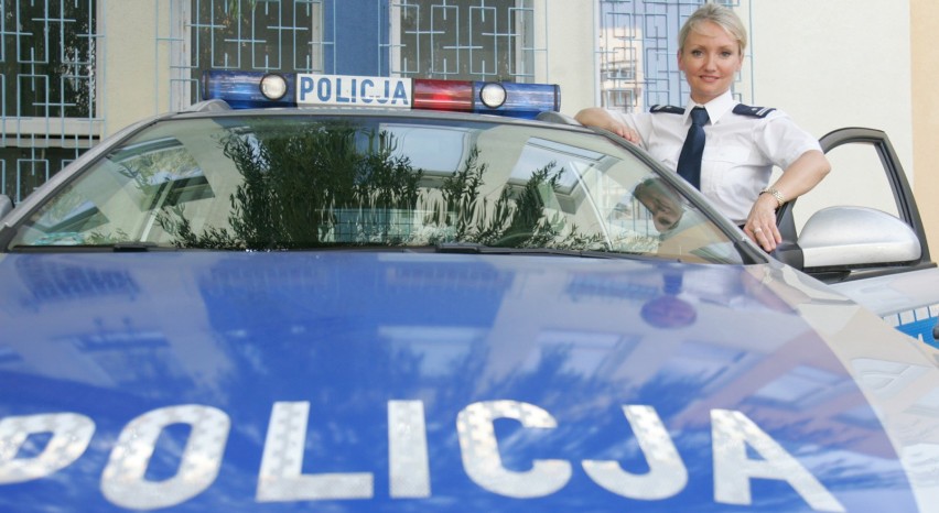 Wioletta Dąbrowska od 2006 roku jest oficerem prasowym...