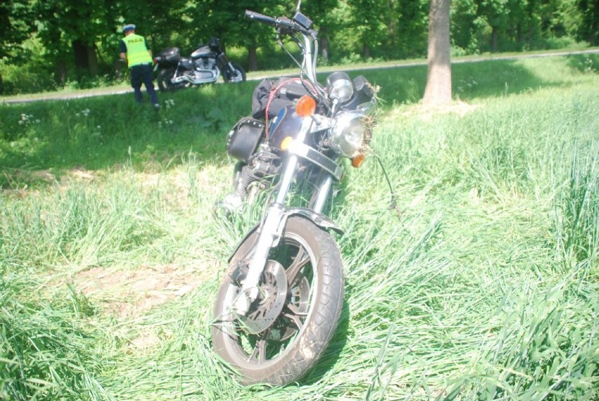 Wypadek motocyklisty w Myszkowie. 55-latek trafił do szpitala z poważnymi obrażeniami