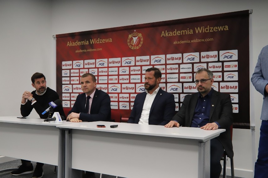 Prezes Widzewa przeprosił kibiców za brak awansu do I ligi