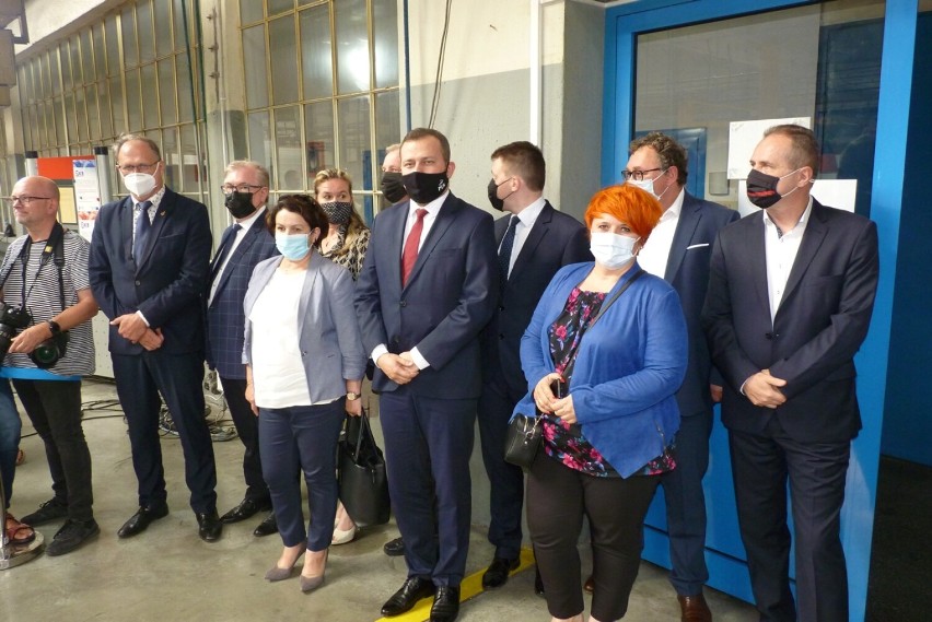 Premier Mateusz Morawiecki w Radomsku odwiedził spółkę SKB Drive Tech [ZDJĘCIA]