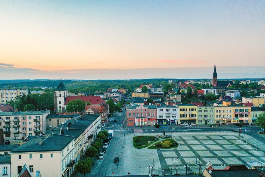 Oborniki. Zachód słońca nad miastem z lotu ptaka!