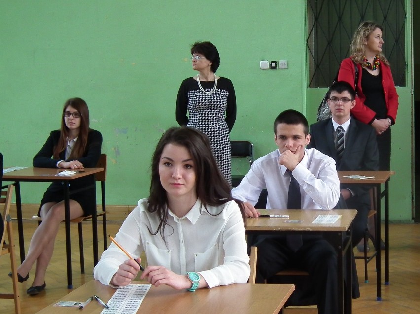Znamy wyniki matur w szkołach powiatu gorlickiego - 172 osoby nie zdało matury