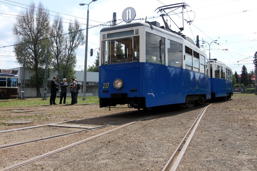 Kraków: zabytkowy tramwaj pojedzie do Nowej Huty [ZDJĘCIA]