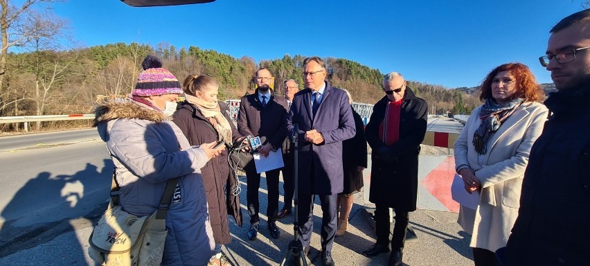 Nowy Sącz. Czy pieniądze na nowy most na Kamienicy znajdą się w Polskim Ładzie? Tak, jeśli prezydent złoży dobry wniosek – zaznacza poseł 