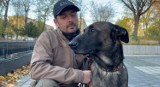Ratownik z OSP Smardzów i jego pies brali udział w poszukiwaniach Grzegorza Borysa. WIDEO
