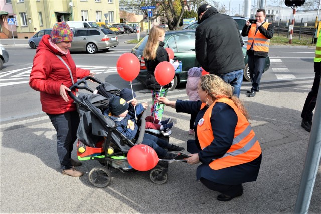 13 kwietnia pracownicy PKP - PLK i SOK prowadzili akcję "Bezpieczny Przejazd"