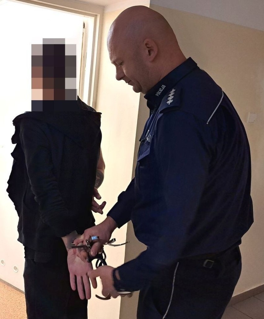 23-latek zatrzymany w sprawie oszustwa "na policjanta"
