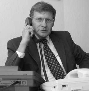 Profesor Leszek Balcerowicz, prezes Narodowego Banku Polskiego