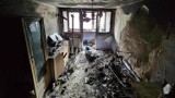 Pożar mieszkania w Rynku w Chojnowie. Właścicielka prosi o pomoc. Jej mieszkanie zostało doszczętnie zniszczone! ZDJĘCIA