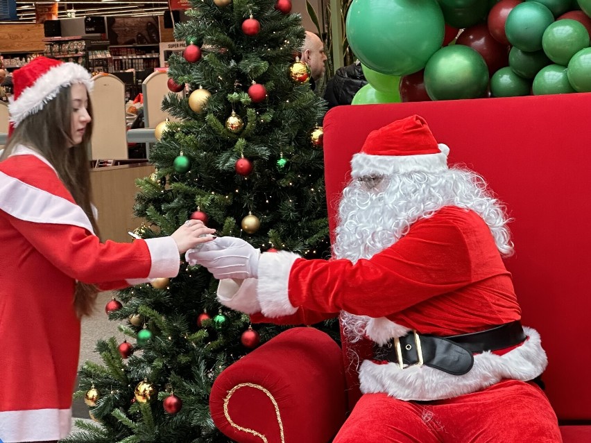 Święty Mikołaj odwiedził centrum handlowe VIVO! Piła