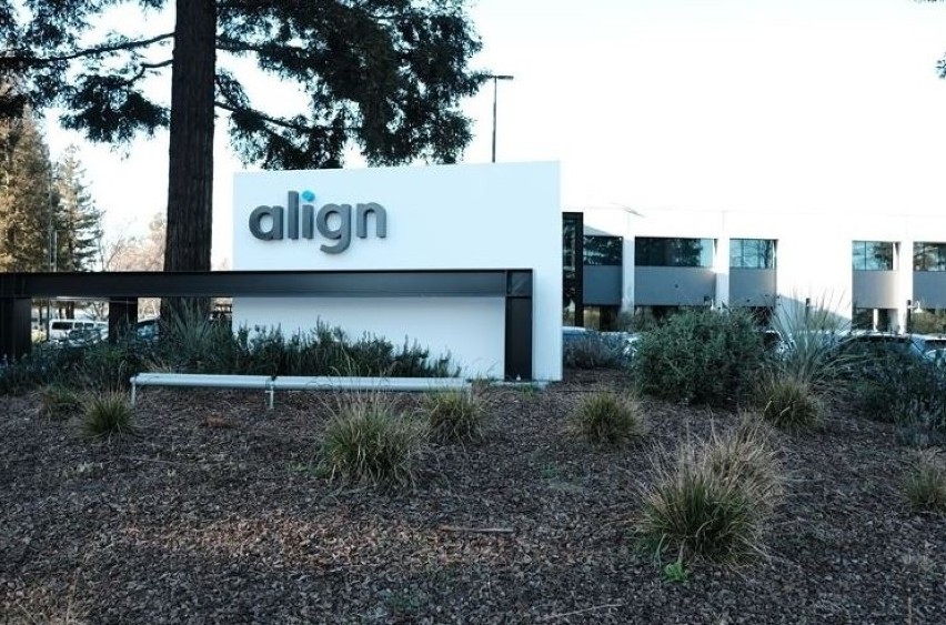 Align Technology amerykański potentat w produkcji urządzeń...