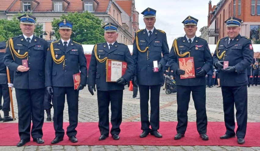 Pilscy strażacy zostali docenieni i wyróżnieni w Gnieźnie. Kto znalazł się w tym gronie? 